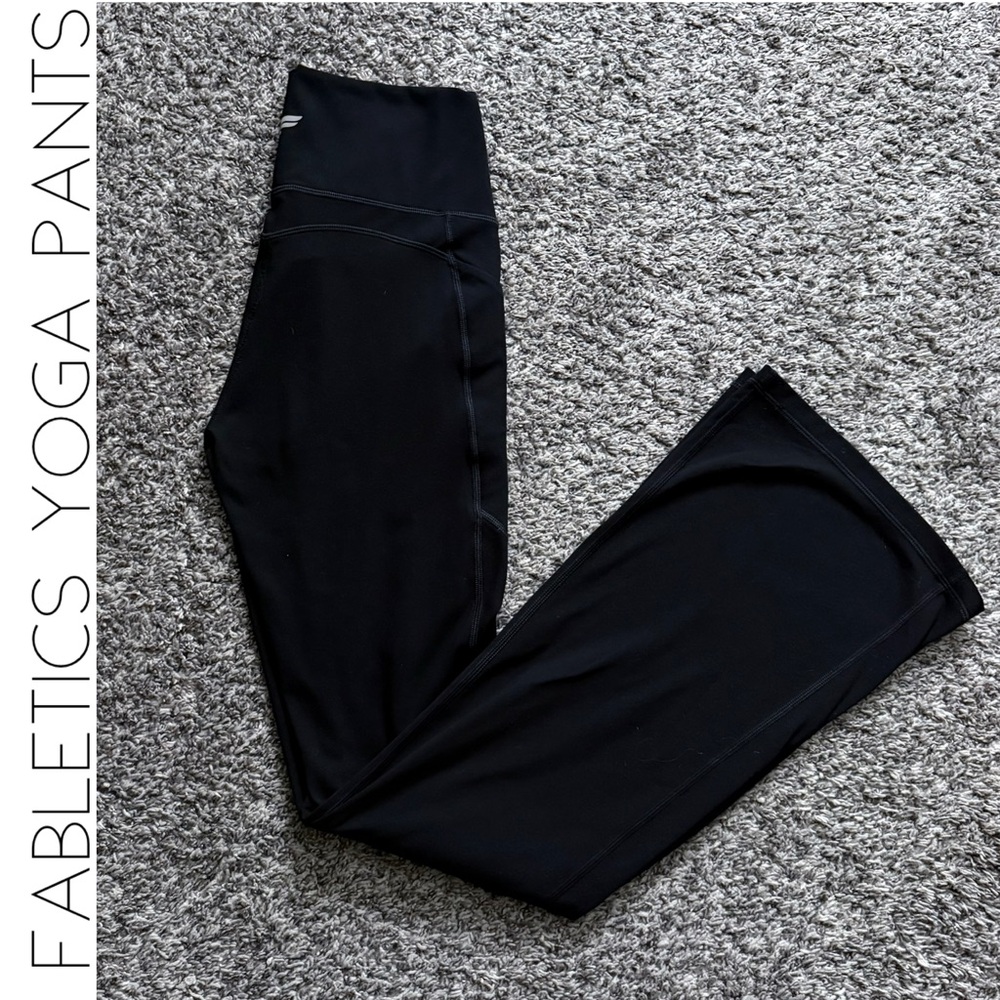 ✨ Fabletics High Rise Yoga Pants